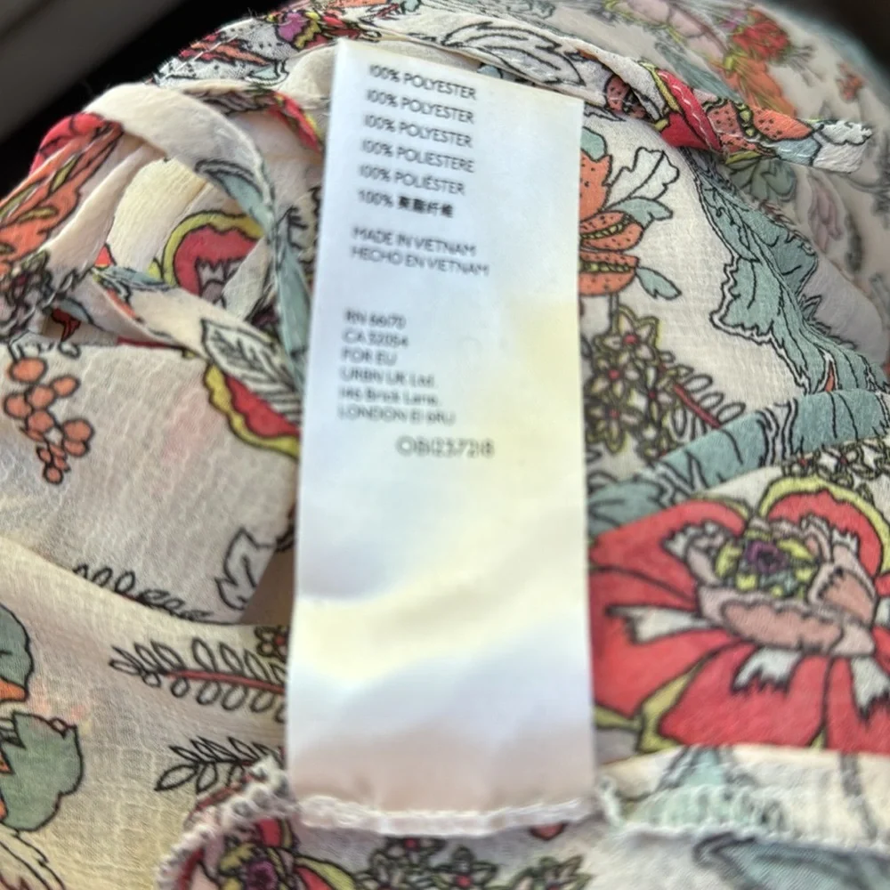 ☮️ Free People; BEAUTIFUL & Romantic “Earthfolk” Floral Maxi Dress in Sz. Small! - Picture 9 of 16